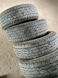 Gomme 225/65 r17