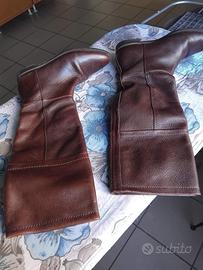 Stivali alti in pelle marrone