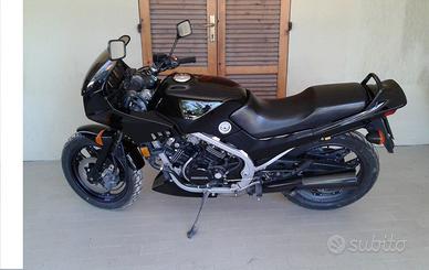 MOTO HONDA " VF500 F "