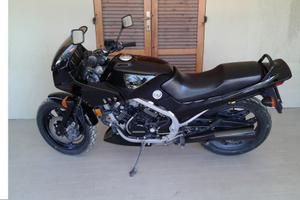 MOTO HONDA " VF500 F "