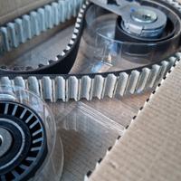 Kit cinghia distribuzione Citroën Peugeot Ford 