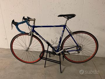 Bici da corsa CHESINI , cambio Campagnolo veloce