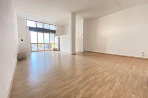 Rif.62 Attività Commerciale Via Salina Piccola