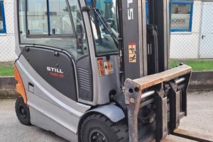 Carrello elevatore STILL RX 60-25 25 q.li