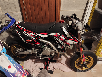 Pit bike Ayrton Extreme motore preparato 2700