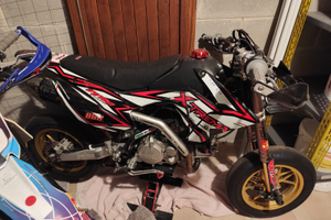 Pit bike Ayrton Extreme motore preparato 2700