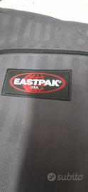 Borsa tracolla EASTPAK
