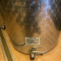 Cisterne botti acciaio vino semprepieno