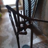 macchina  x tappare bottiglie  di vino