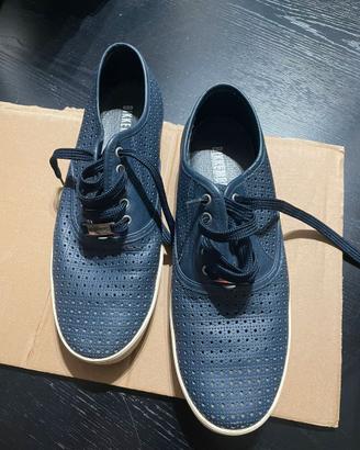 Sneakers Bikkembergs pelle traforata blu