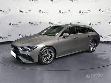 Mercedes-Benz CLA Shooting Brake 180 AMG Line...