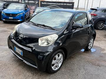 TOYOTA iQ 1.0 68CV AUTOMATICA 120000KM