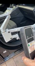 Gruetta disabili per auto