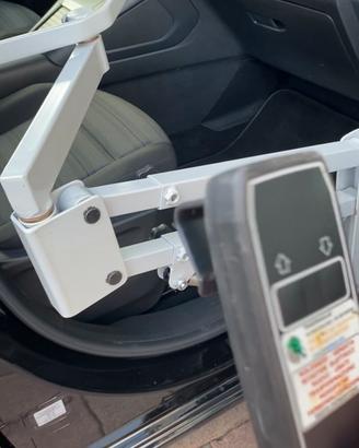 Gruetta disabili per auto