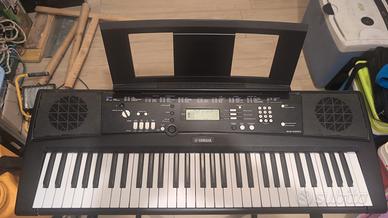 tastiera Yamaha EZ-220