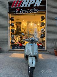 Piaggio Vespa 300 GTS hpe