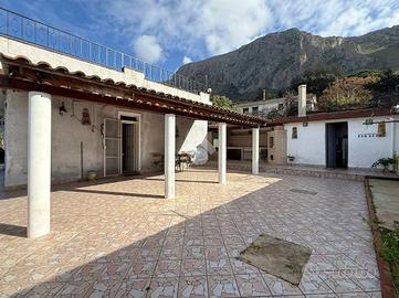 VILLA SINGOLA A TERRASINI