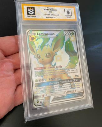 Leafeon GX Shiny SV46/SV94 Grado 9