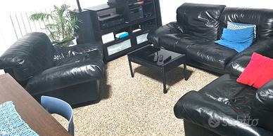 Set divano + 2 poltrone in pelle