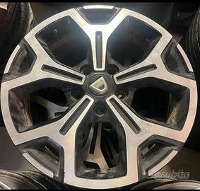 Cerchioni in lega  dacia duster 