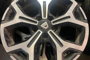 Cerchioni in lega  dacia duster 