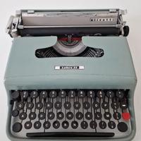 Macchina da scrivere Olivetti LETTERA 22