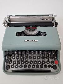 Macchina da scrivere Olivetti LETTERA 22