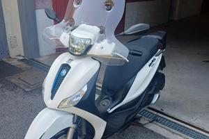 piaggio medlay 200 s