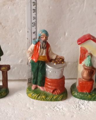 pastori presepe vintage bachelite 8 euro al pezzo 