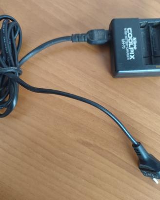 Carica batteria Ni-MH a 2 posti