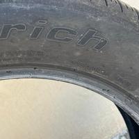 Pneumatici 225/60 R18 BFGoodrich  per SUV