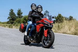 Ducati Multistrada V2S travel - MY25