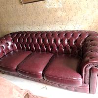 Divano Chesterfield 
