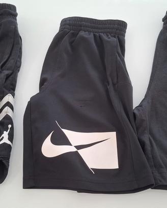 Pantaloncini Nike 12/13 anni