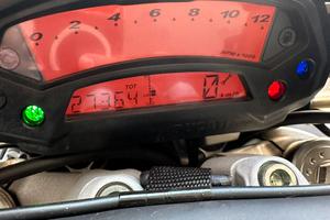 Ducati Monster 696 Plus