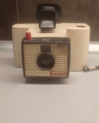 Polaroid Land Camera Swinger Model 20
