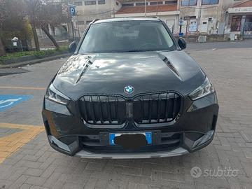 bmw x1 total black 18d 