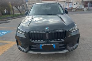 bmw x1 total black 18d 