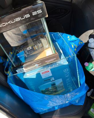 3 Acquari Nano Cube + filtri e plafoniere