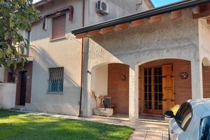 Voghenza - Casa semindipendente con scoperto