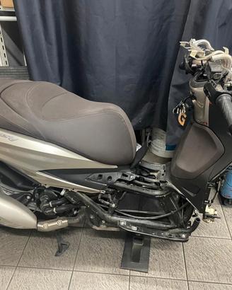 Ricambi Piaggio Beverly HPE 300