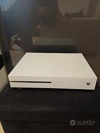 Xbox One + 2 controller + 10 giochi