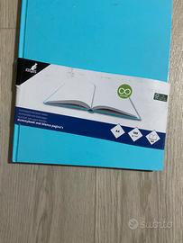 Taccuino A4 con copertina rigida blu - 160 pagine