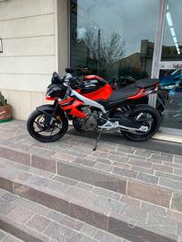 Aprilia Tuono 457