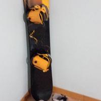 Tavola e scarponi da snowboard