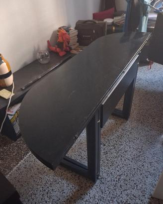 Tavolo nero pieghevole