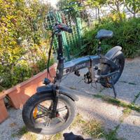 Bici E-BIKE Icone 7 pedalata assistita