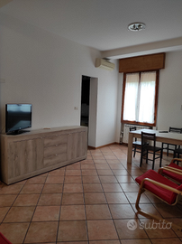 Posto letto per studentesse (Utenze Incluse)