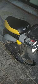 scooter 50 ludix peugeot
