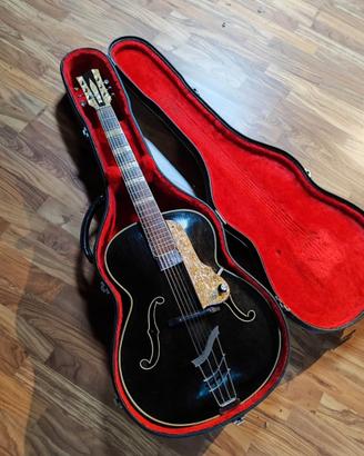 Chitarra acustica/elettrificata Hofner del 1952